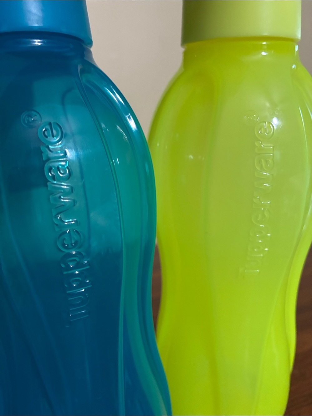 TUPPERWARE BUNDLE - 4 bottles - Picture 11 of 13